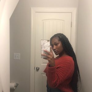 Meet your Posher, Aja